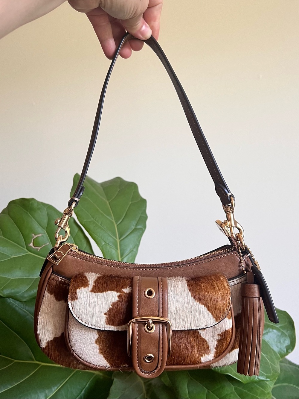 NWT Coach! Ashton Mini Shoulder Bag
In Haircalf With Cow Print - Picture 2 of 10
